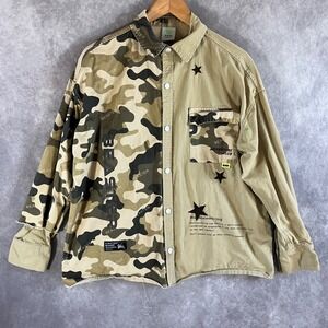 Beaster Button Shirt Men Small Khaki Camo Split Design Streetwear Star Patch